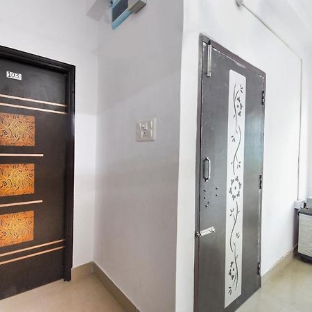 Oyo Flagship Mishika Homes Calcutta  Esterno foto